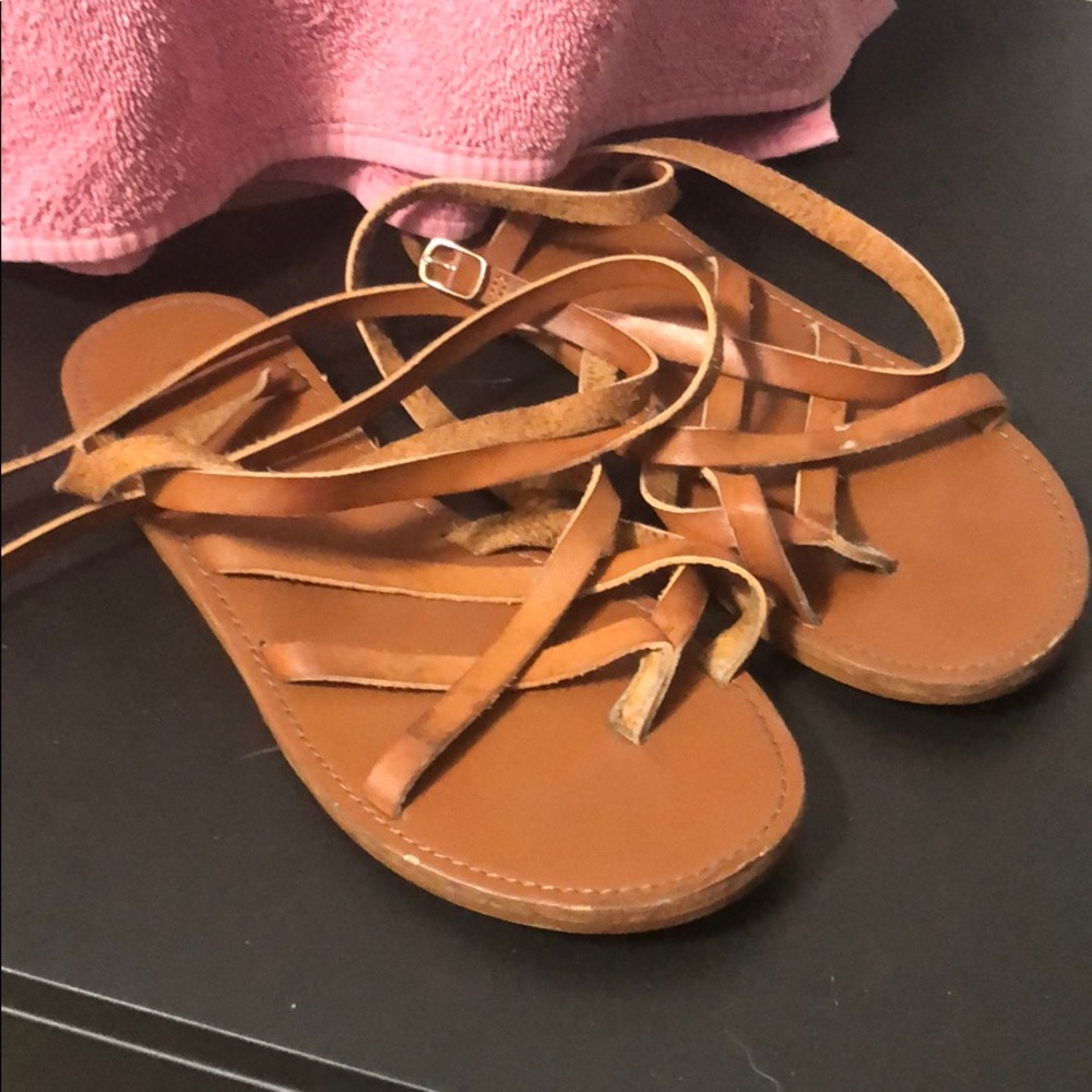 Wrap sandals